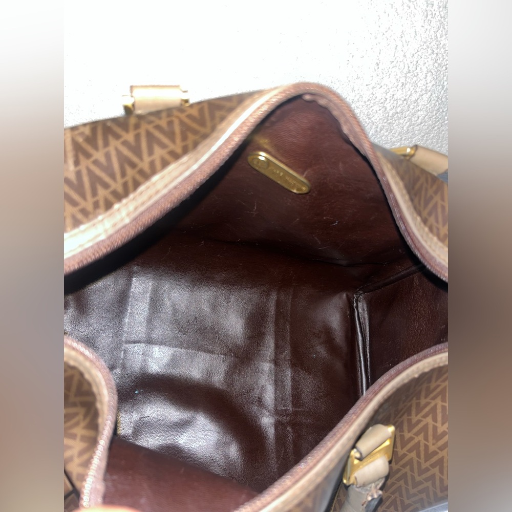 Mario Valentino Monogram Boston Bag - Picture 10 of 12